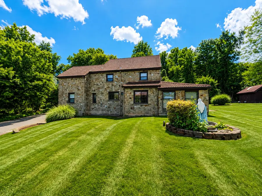 100 B Street, Pittsburgh, PA 15235 - #2