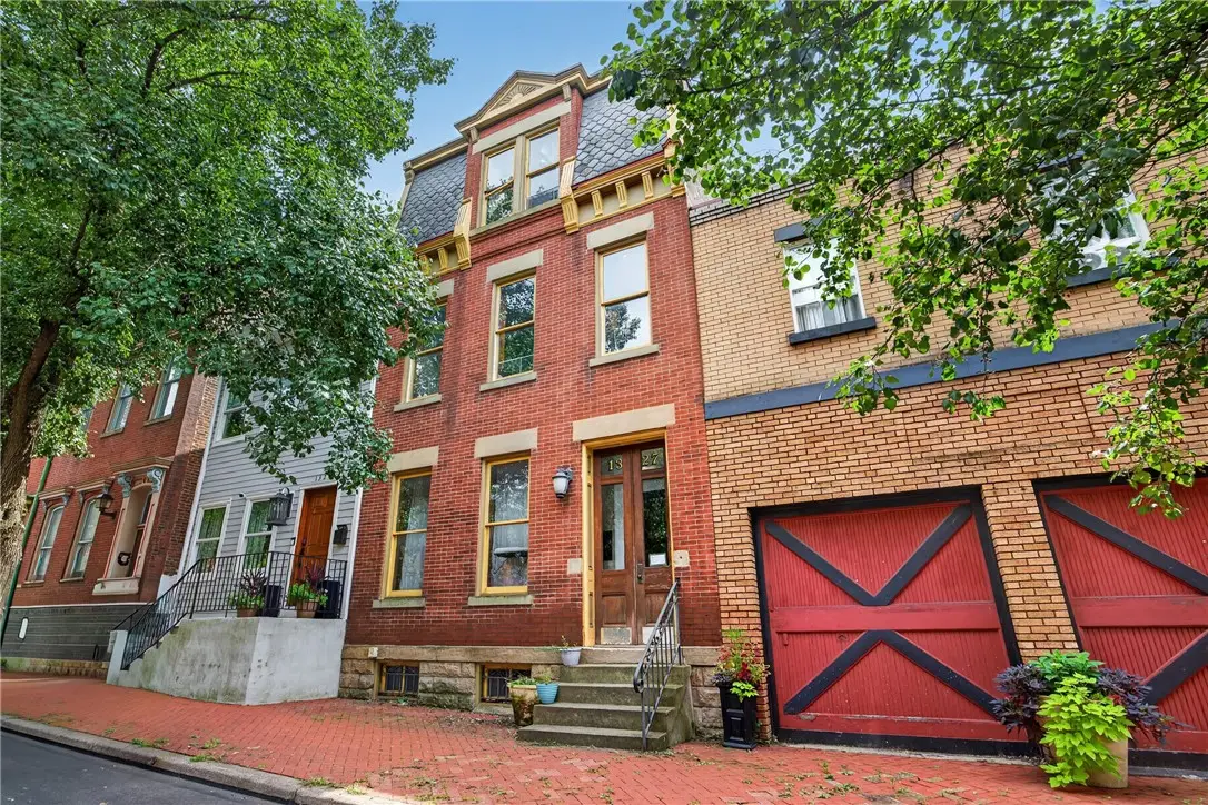 1327 Sheffield St, Pittsburgh, PA 15233 - #1