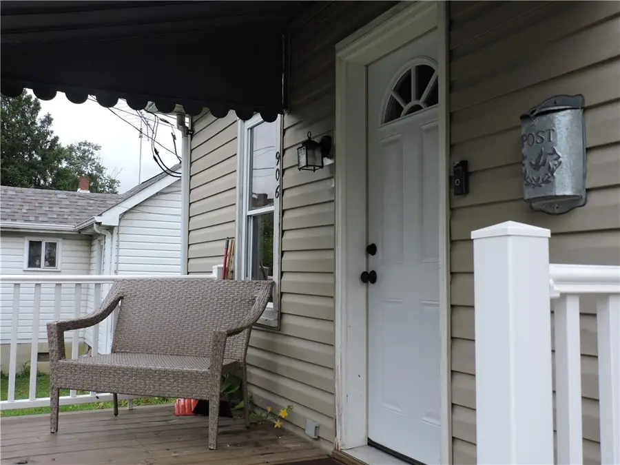 906 W Vine St, Mount Pleasant, PA 15666 - #3