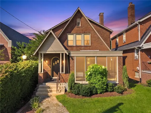 359 Pennsylvania Avenue, Oakmont, PA 15139