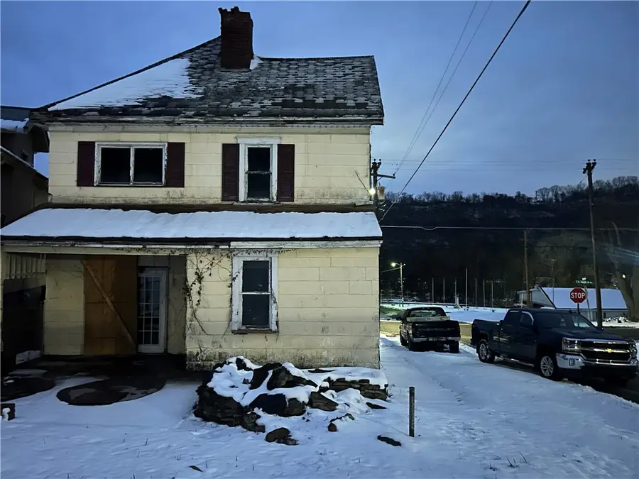 434 F A Cassin Jr Ave, Newell, PA 15466 - #3