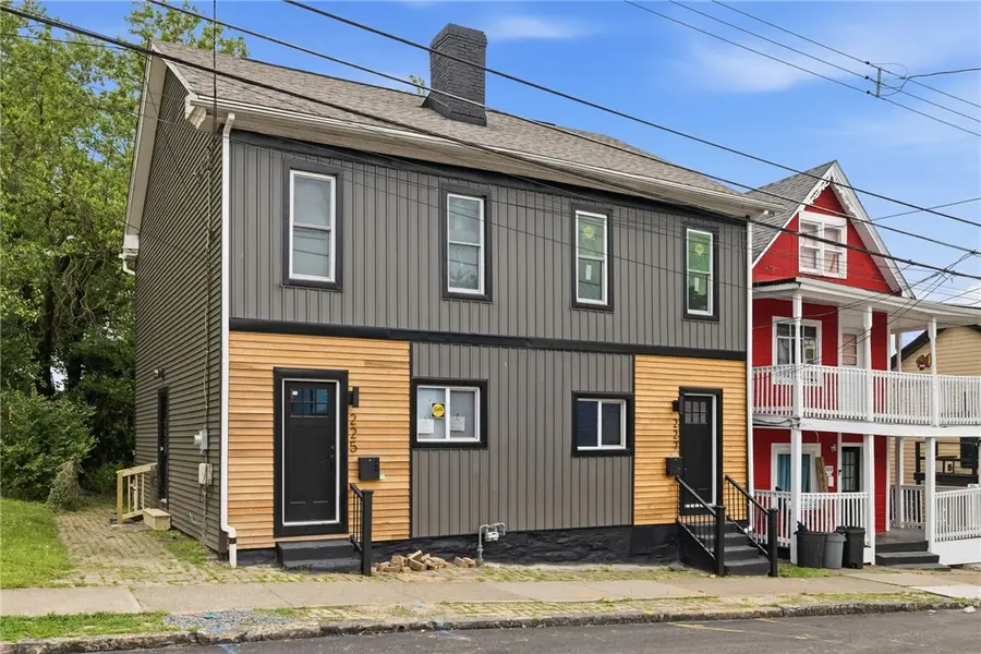 227 E 16th Ave, Homestead, PA 15120 - #3