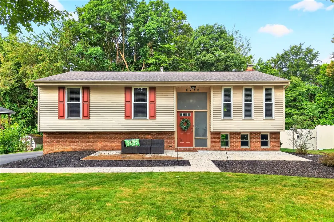 4714 Woodlake Dr, Allison Park, PA 15101 - #1