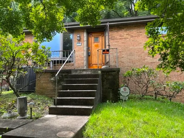 1116 Sperling Dr, Pittsburgh, PA 15221 - #3