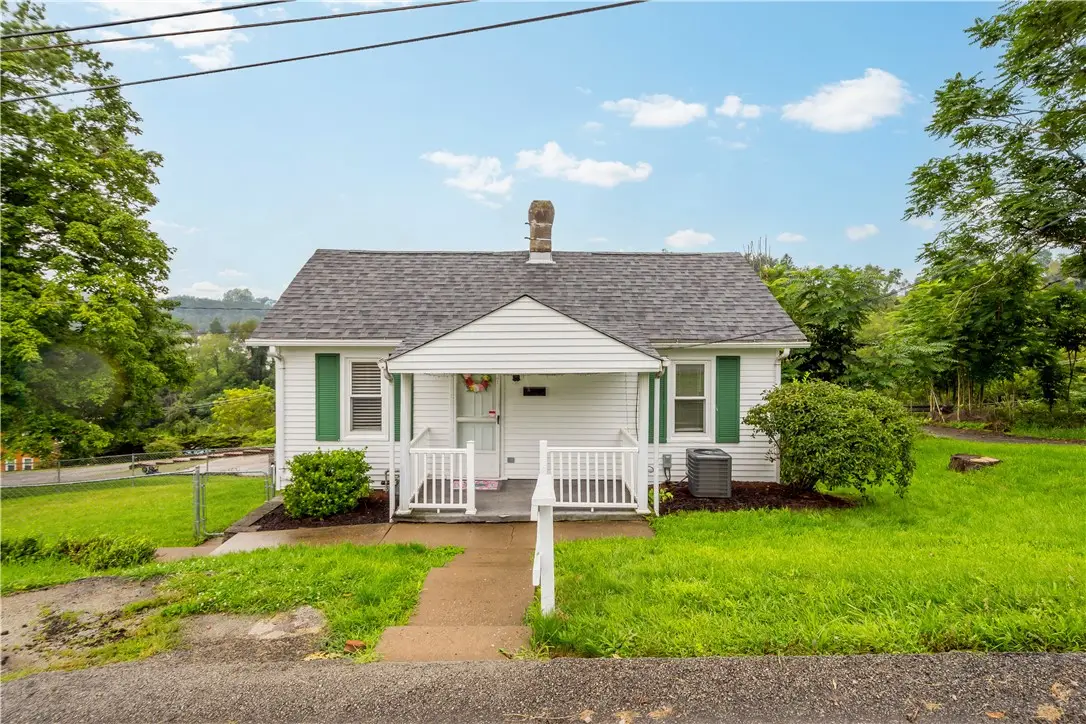 119 Short St, Bentleyville, PA 15314 - #1