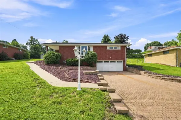 12640 Deborah Dr, North Huntingdon, PA 15642