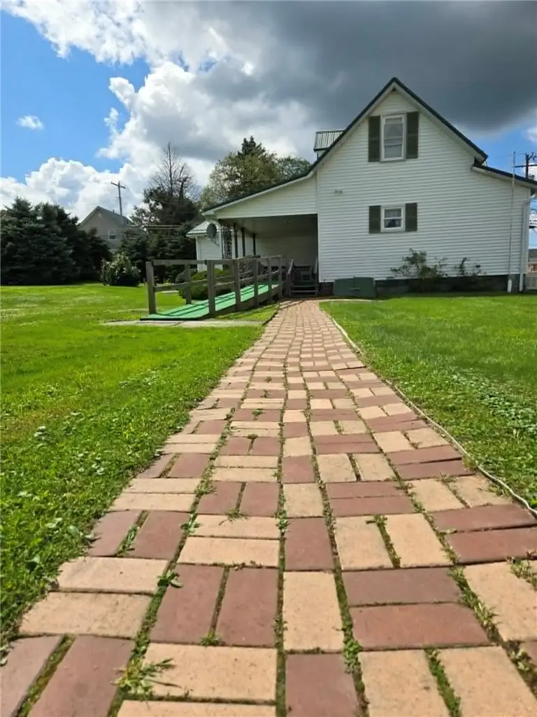 302 S Washington St, Eau Claire, PA 16030 - #3
