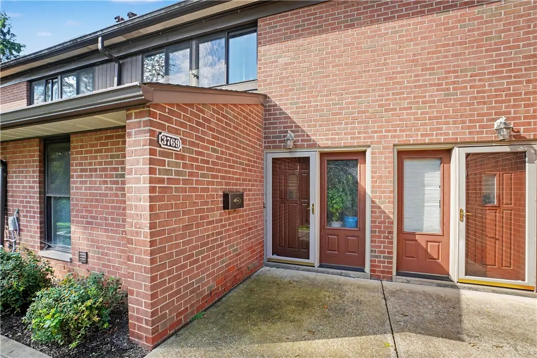 3769 Allendale Circle, Pittsburgh, PA 15204 - #1