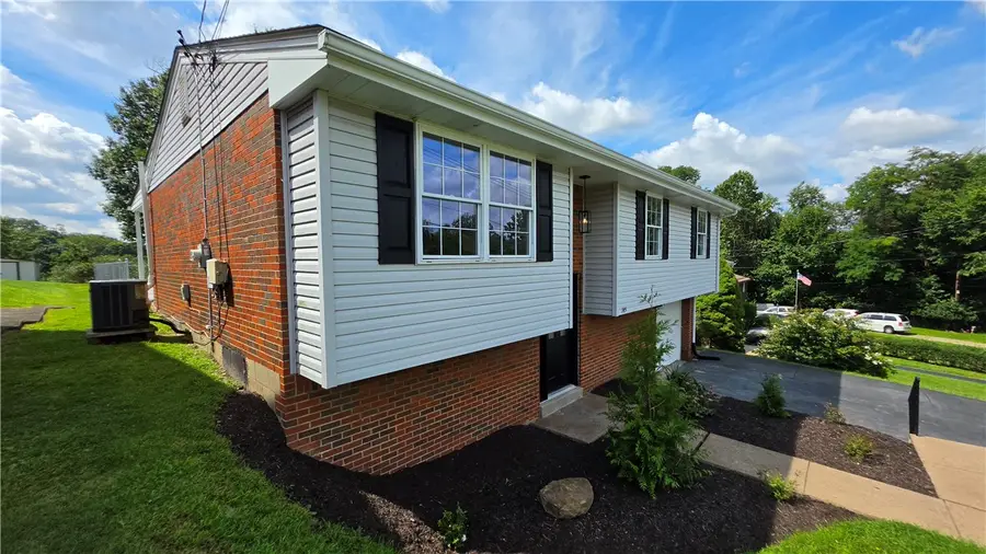 745 Sara Ln, Verona, PA 15147 - #2