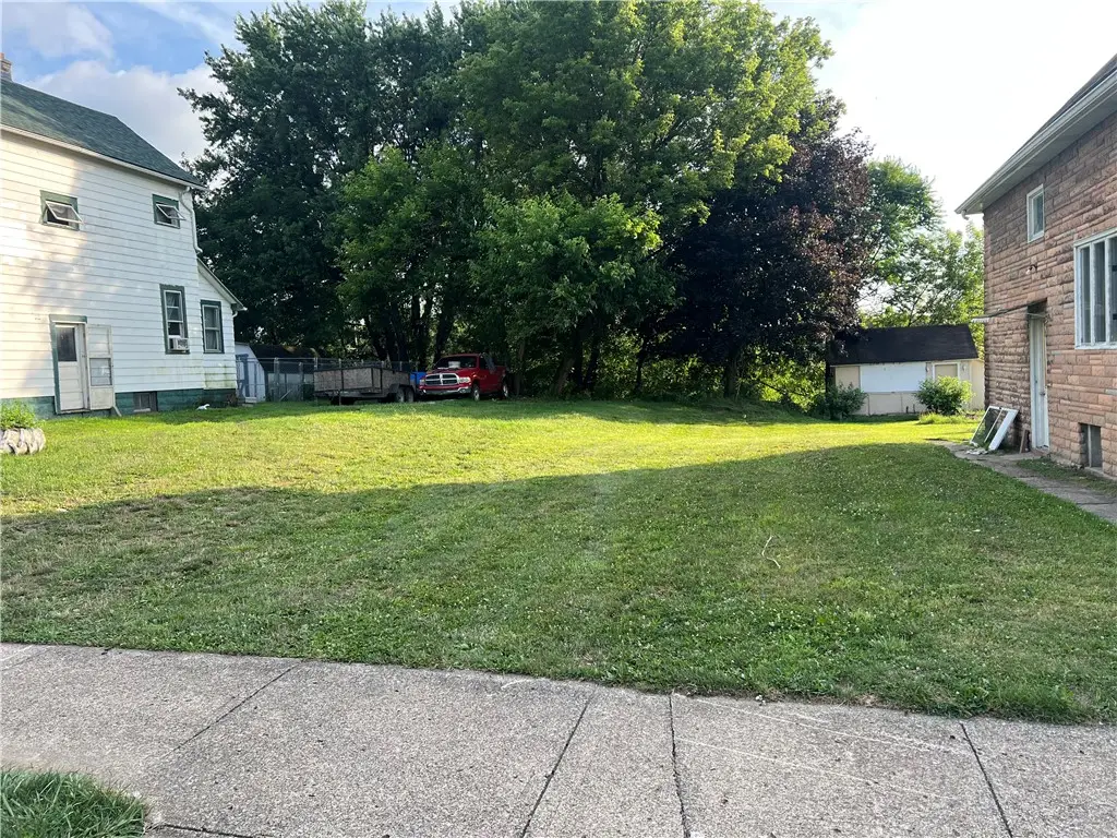 1230 Randolph St, New Castle, PA 16101 - #1