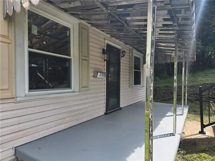 404 North 10th St, Apollo, PA 15613 - #2