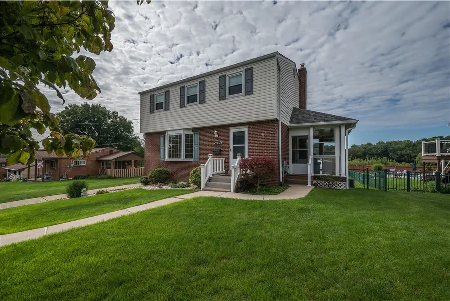 5639 Tracy Dr, Pittsburgh, PA 15236 - #2