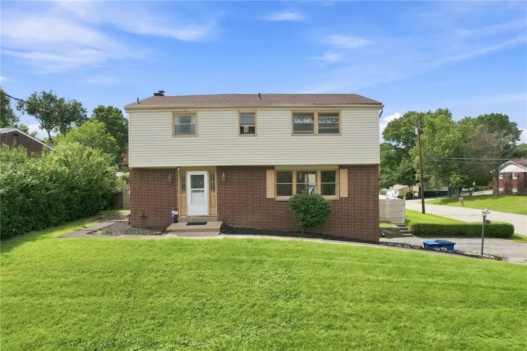 102 Greylock Dr, Pittsburgh, PA 15235 - #1
