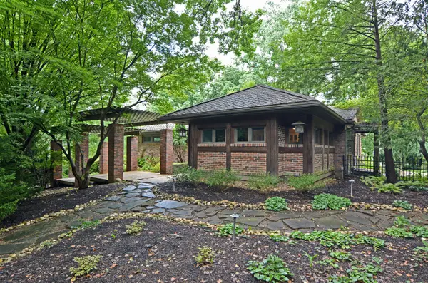 123 Springhouse Ln, Pittsburgh, PA 15238