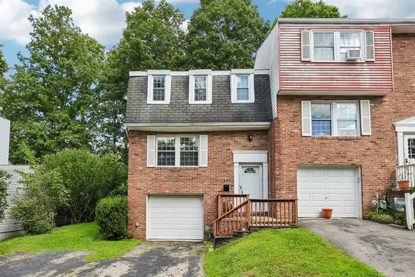 446 Hunting Creek Road, Canonsburg, PA 15317