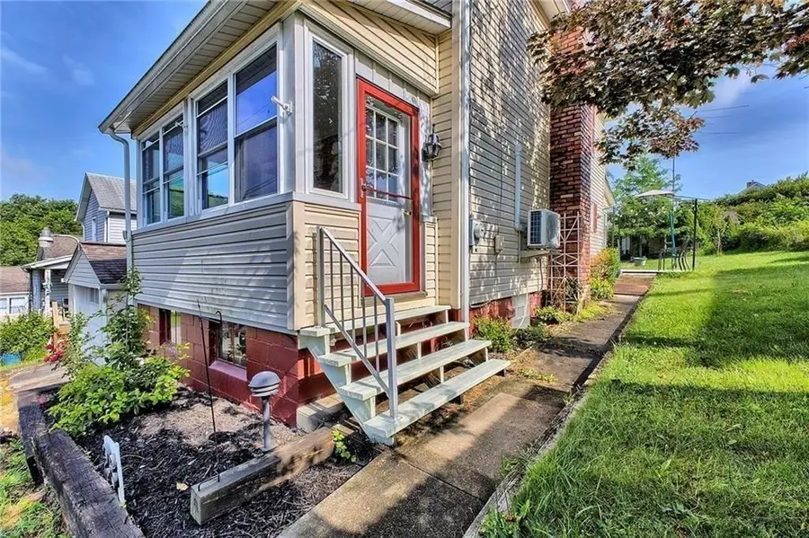 28 Tulip Street, Adamsburg, PA 15611 - #2
