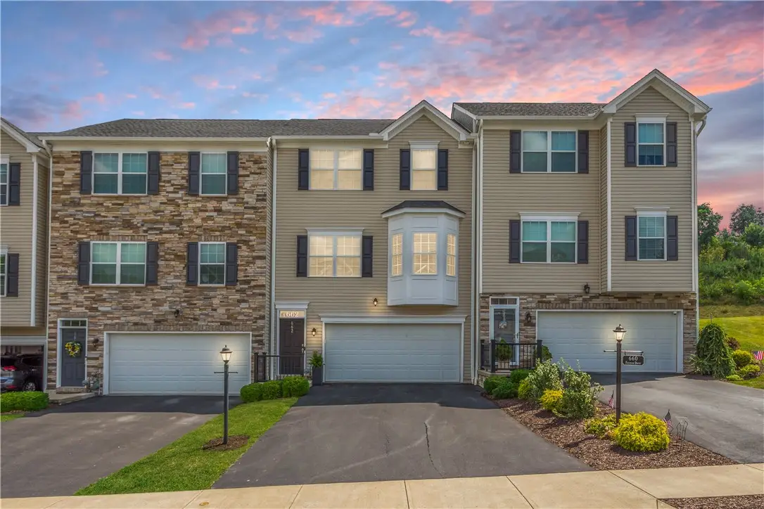 662 Freedom Drive, Carnegie, PA 15106 - #1