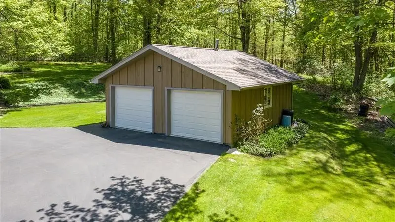 2908 Hann Hill Rd., Hermitage, PA 16148 - #3