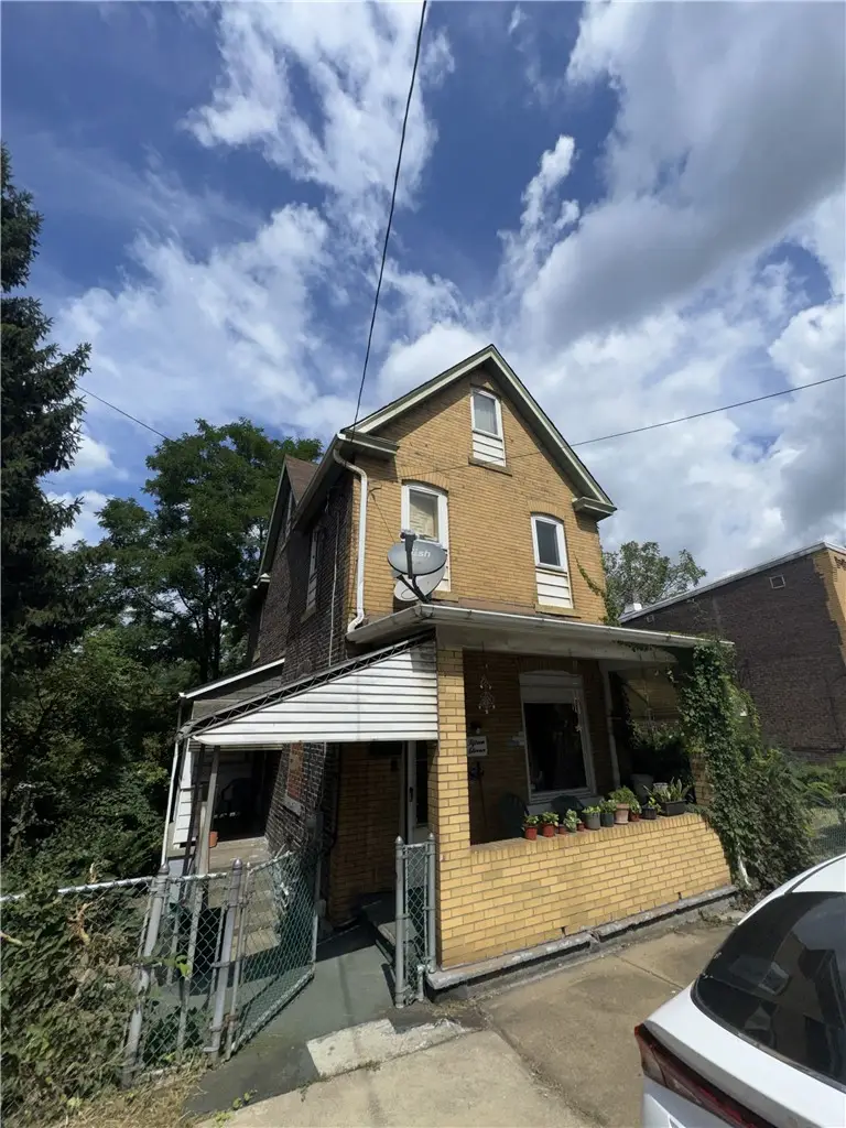 1511 Terrace St, Braddock, PA 15104 - #1