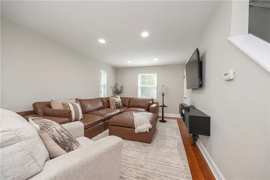 364 Library Pl, Oakmont, PA 15139 - #3