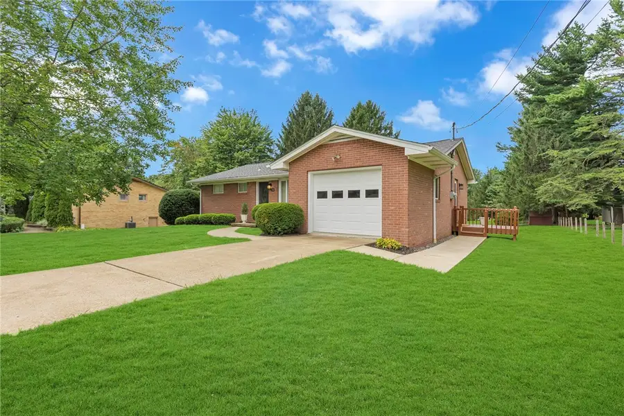 150 Mcmillen Ave, Beaver Falls, PA 15010 - #2