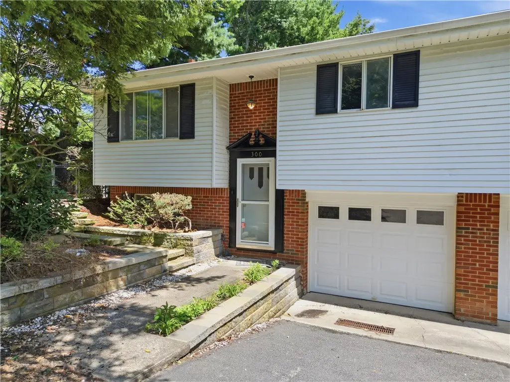 300 W Starz Rd, Cheswick, PA 15024 - #1