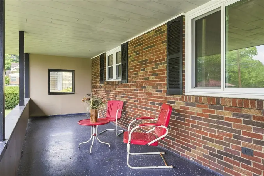 239 Bethel Road, North Huntingdon, PA 15642 - #2