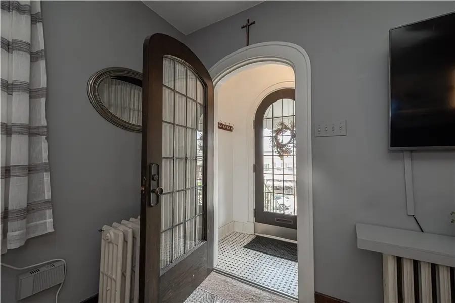 722 Bellaire Ave, Pittsburgh, PA 15226 - #3