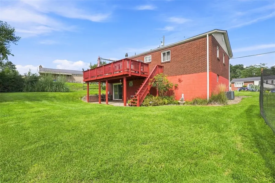 106 Vermillion Dr, Pittsburgh, PA 15209 - #2