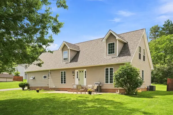 399 Lincoln Ave., Mars, PA 16046