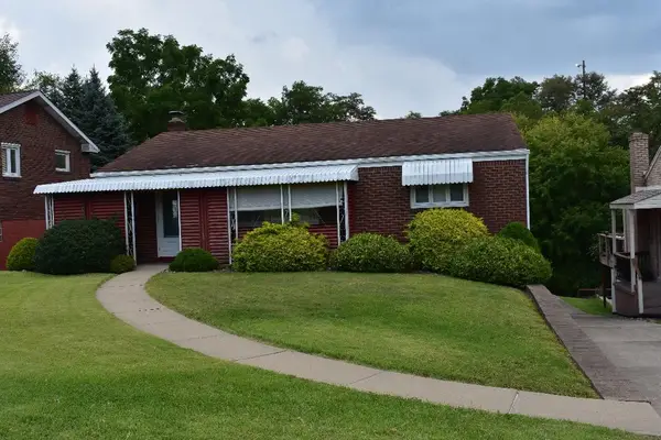 706 Lechner Ln, Pittsburgh, PA 15227