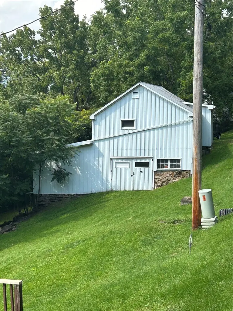 337 Kinder Rd, Scenery Hill, PA 15360 - #2