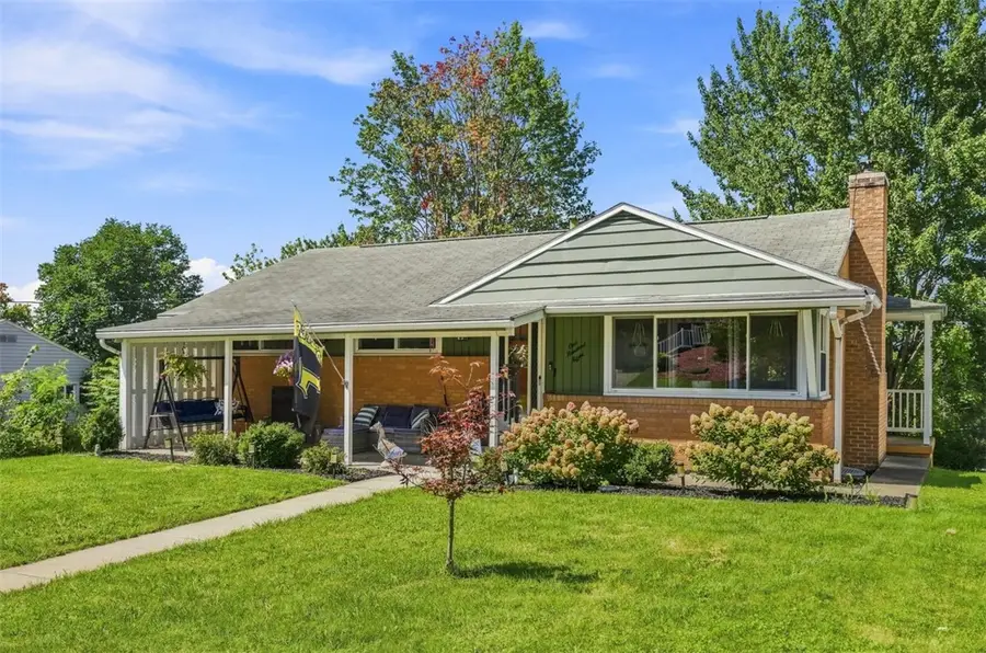 108 Hillside Dr, Zelienople, PA 16063 - #2
