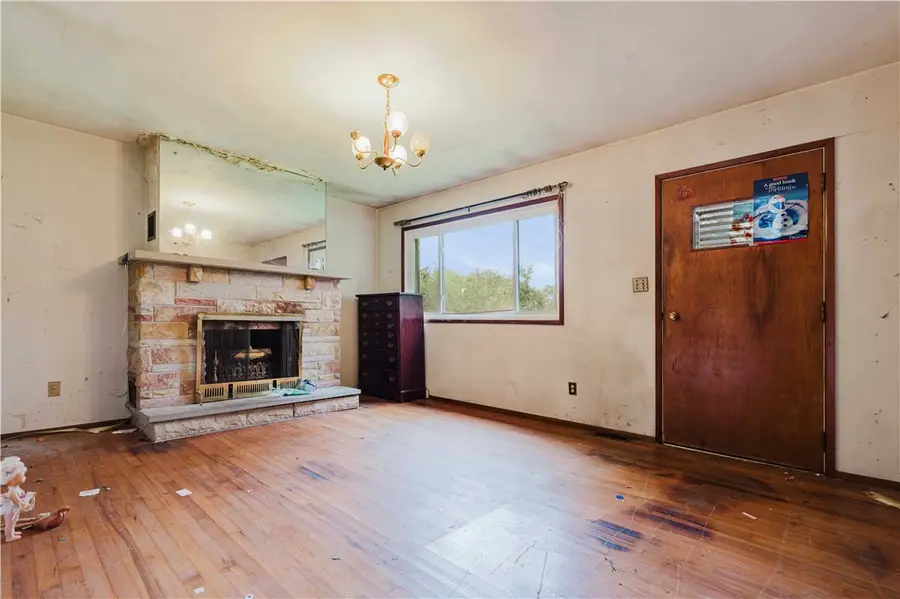 538 Steiner Bridge Rd, Valencia, PA 16059 - #2