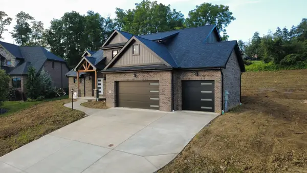1064 Breezewood Dr, Canonsburg, PA 15317