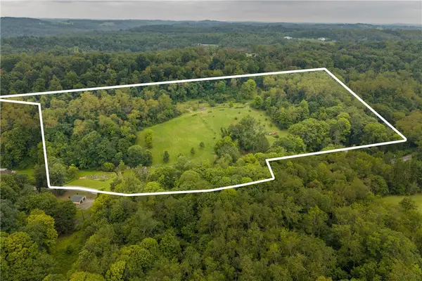 521 Mcclelland Road, Finleyville, PA 15332