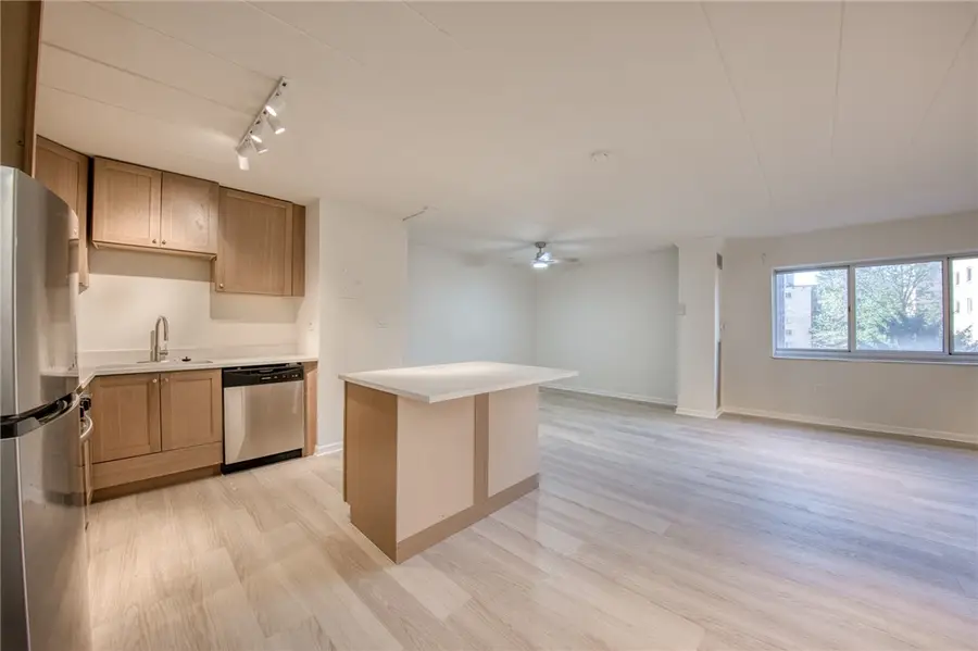 5 Bayard Rd #514, Pittsburgh, PA 15213 - #3