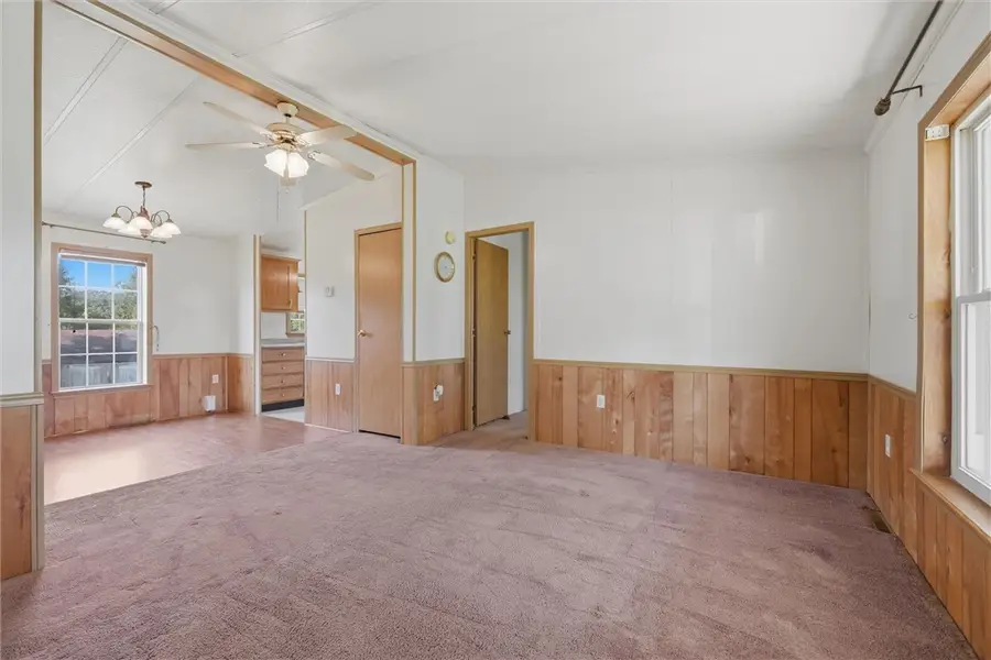 816 N 4th St, Apollo, PA 15613 - #3