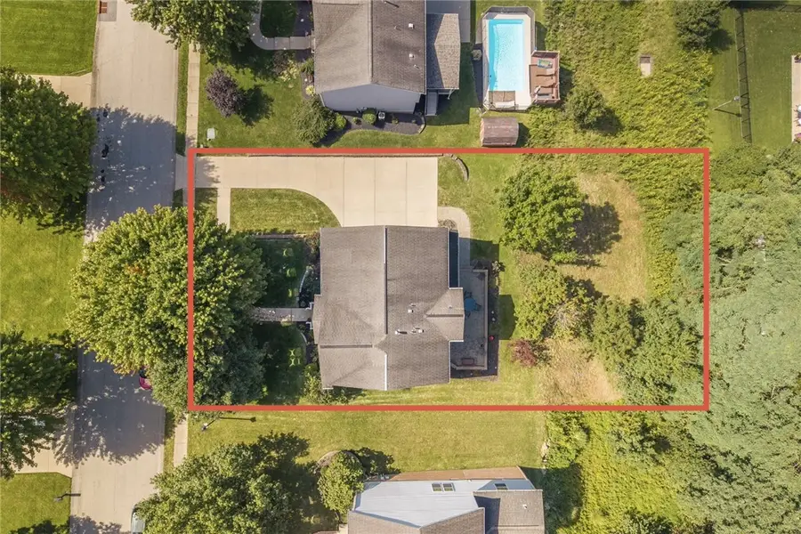 104 Great Rock Drive, Bethel Park, PA 15102 - #2