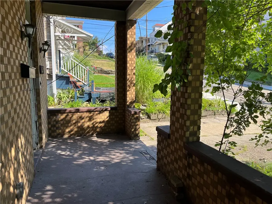 1620 Belasco Ave, Pittsburgh, PA 15216 - #2