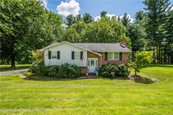 7 Van Buren Street, Cokeburg, PA 15324