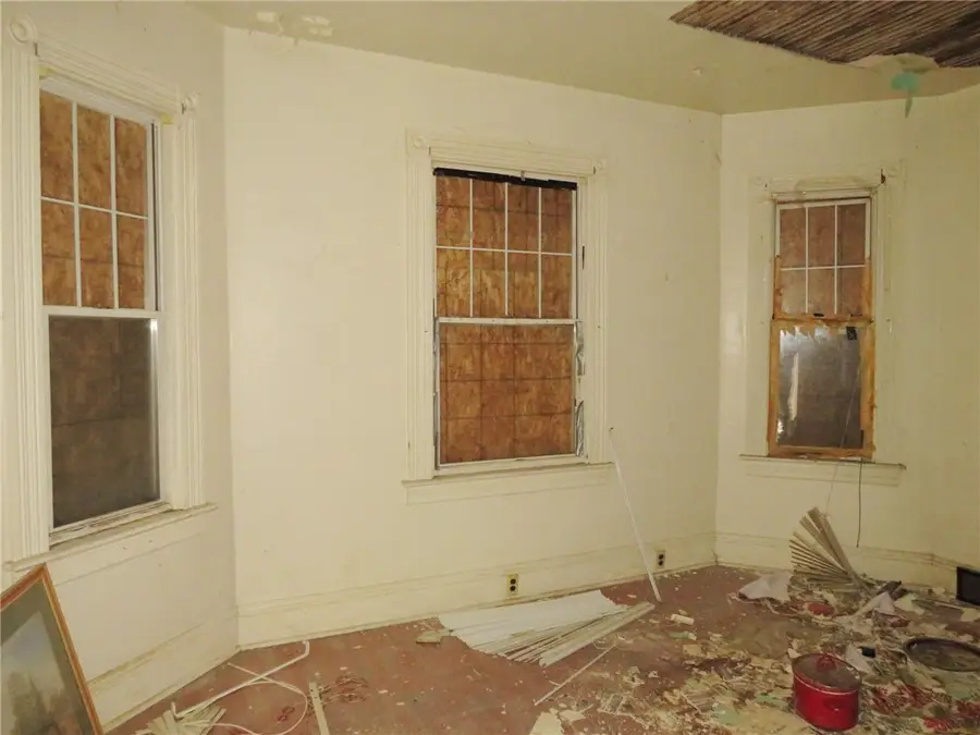 495 Fayette St, Washington, PA 15301 - #3