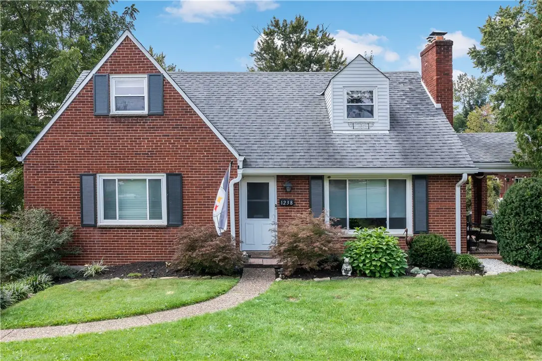 1238 Lakemont Dr, Pittsburgh, PA 15243 - #1
