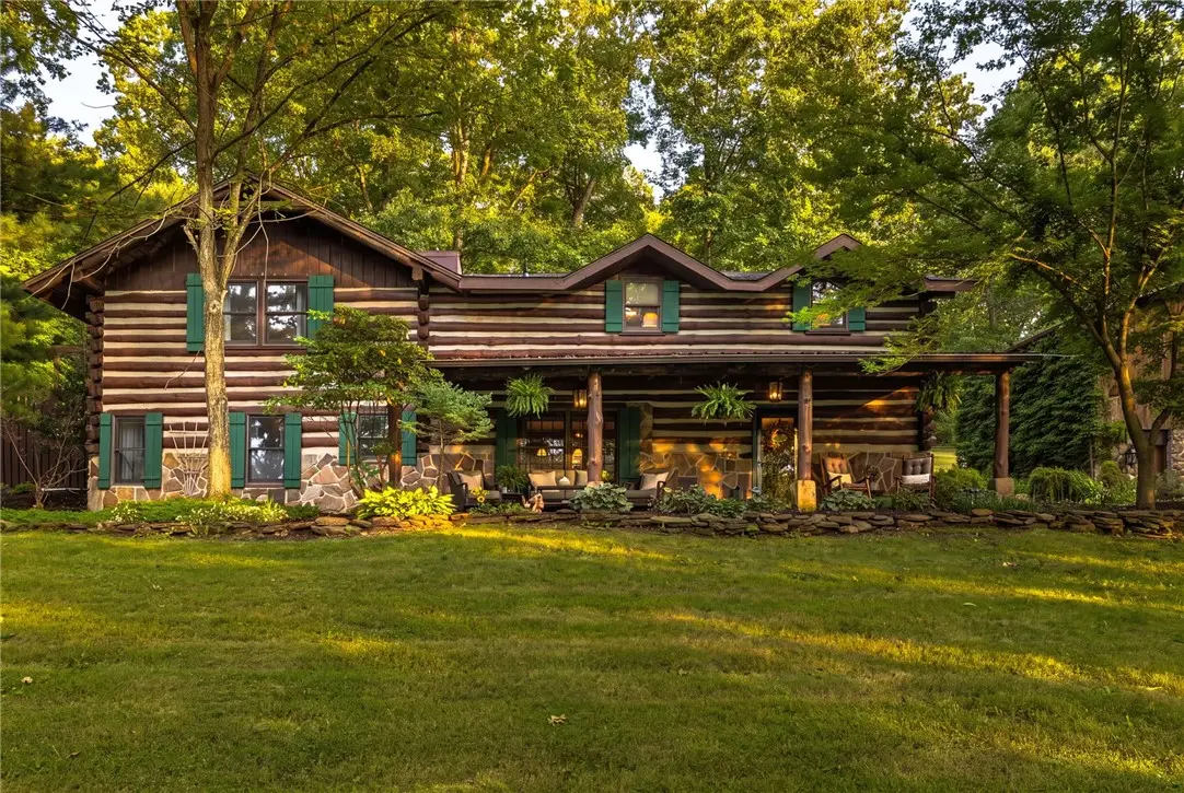 442 Strope Rd, Burgettstown, PA 15021 - #1