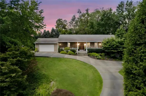 4 Sunnyside Ave, Carnegie, PA 15106