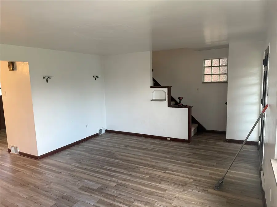 509 Verona St, Braddock, PA 15104 - #2