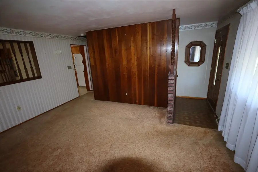 123 Eckstein Rd, Renfrew, PA 16053 - #3