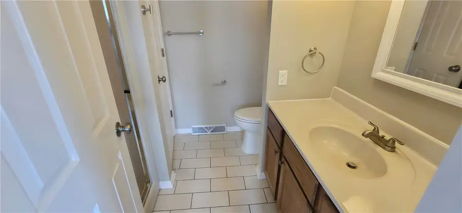 702 Neal St, New Castle, PA 16101 - #2