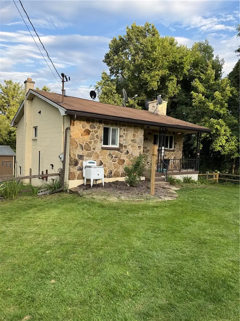 148 Guy Dr, Clarksburg, PA 15725 - #2