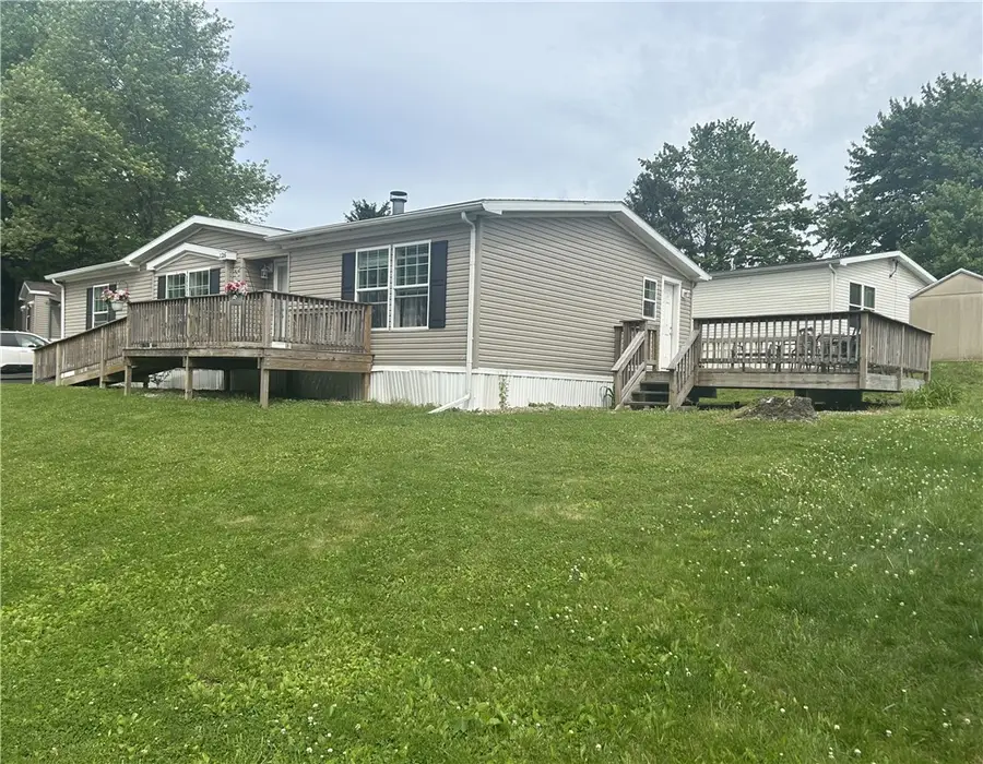 126 York Rd, Cranberry, PA 16066 - #2